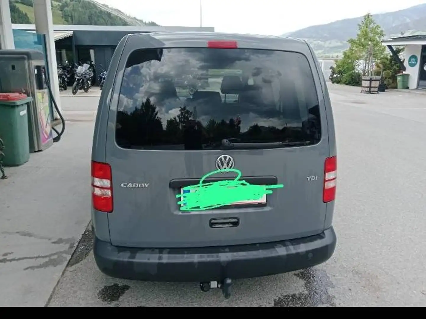 Volkswagen Caddy Caddy Kombi 1,6 TDI DPF. Bis samstag Grau - 2