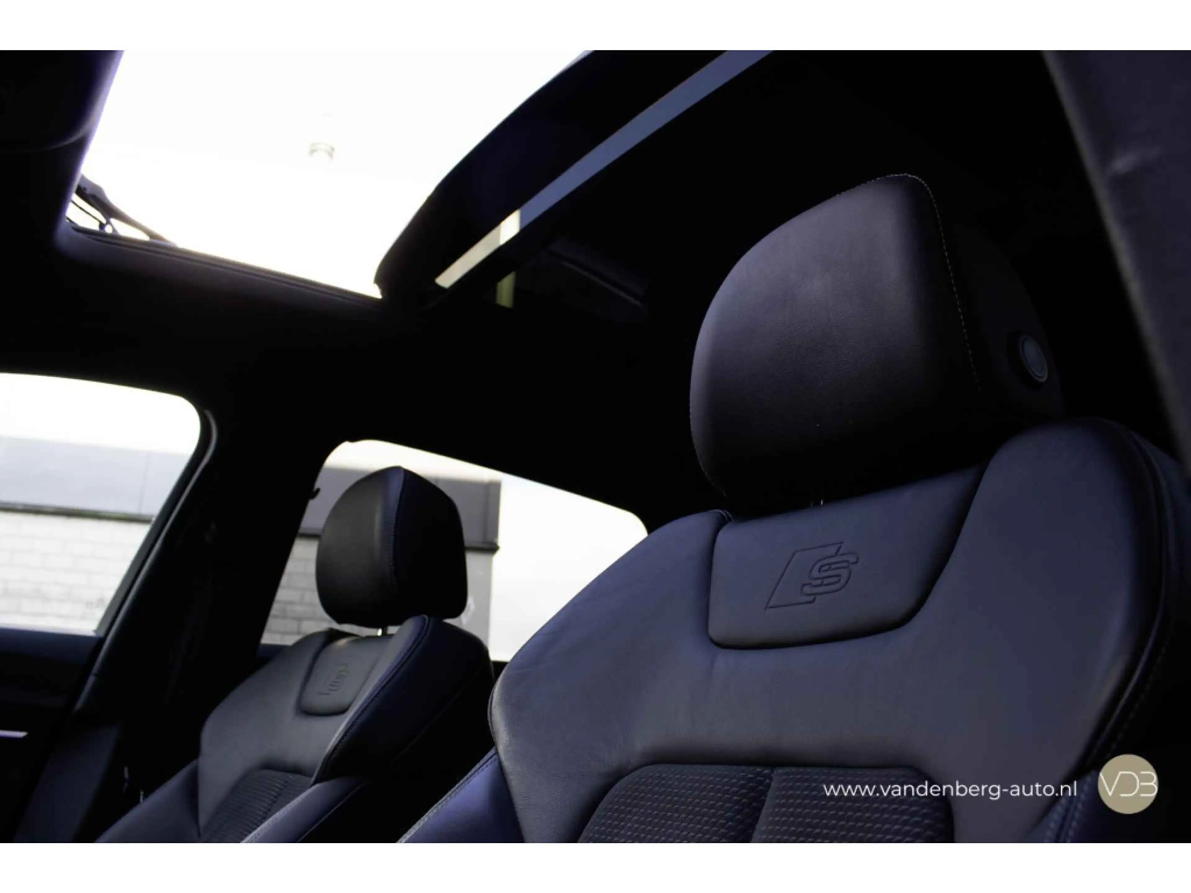 Audi e-tron Sportback 55 SOH 91,6% S-Line PANO LEER TREKHAAK 3 — photo 14