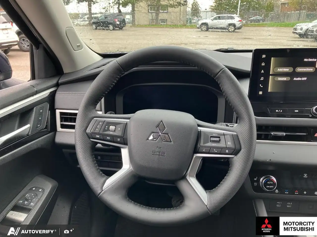 Mitsubishi Outlander снимка Mitsubishi Outlander