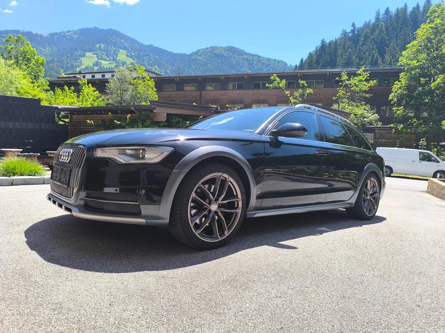 Audi A6 allroad A6 Allroad 3,0 TDI quattro S-tronic Schwarz - 2