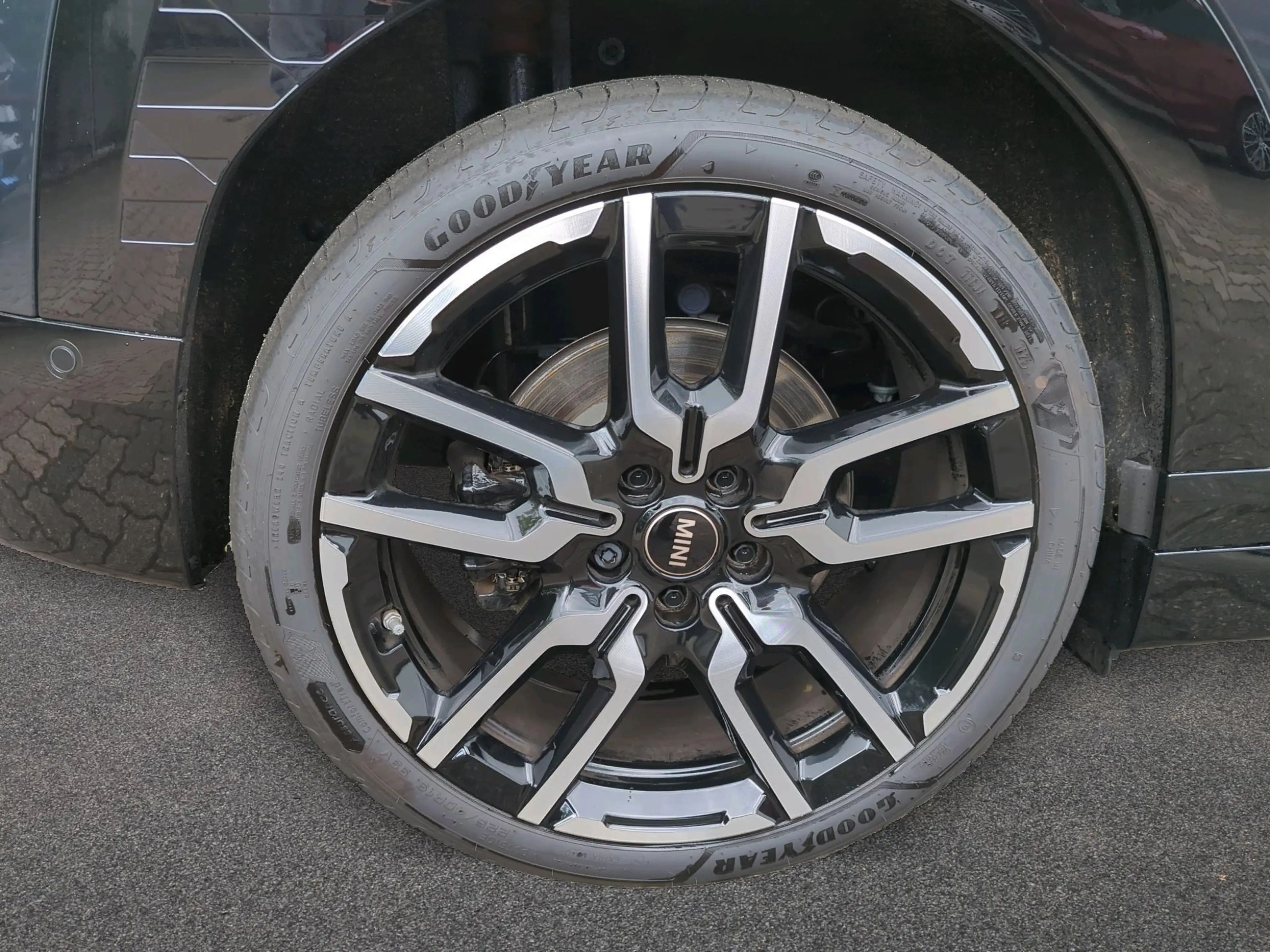 MINI Aceman John Cooper Works Trim — photo 10