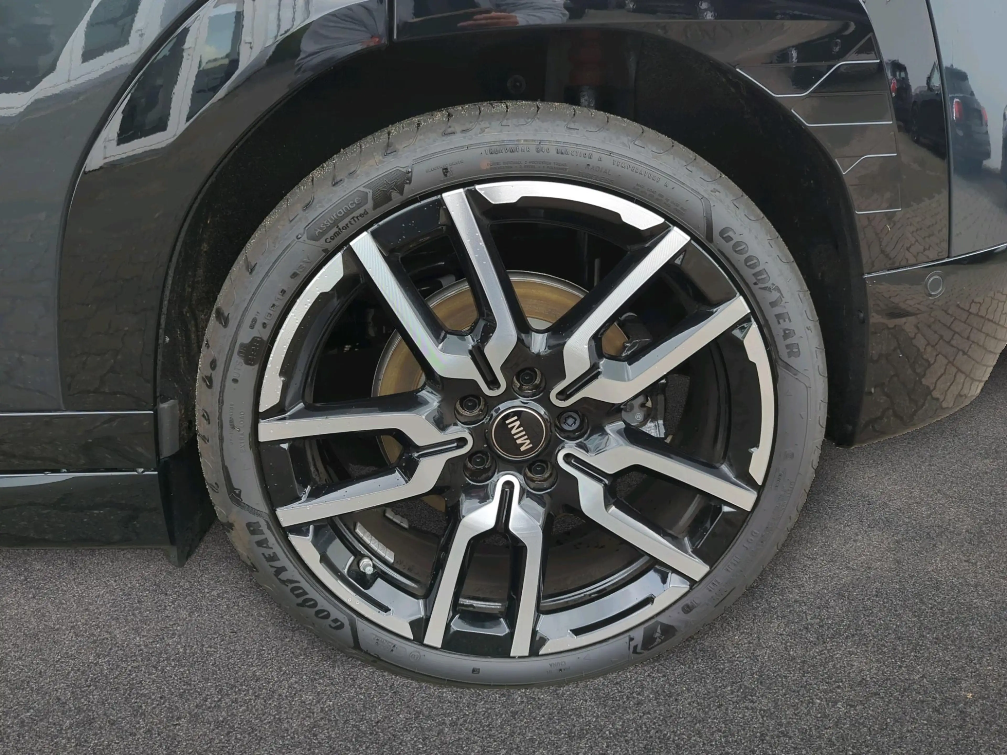 MINI Aceman John Cooper Works Trim — photo 11