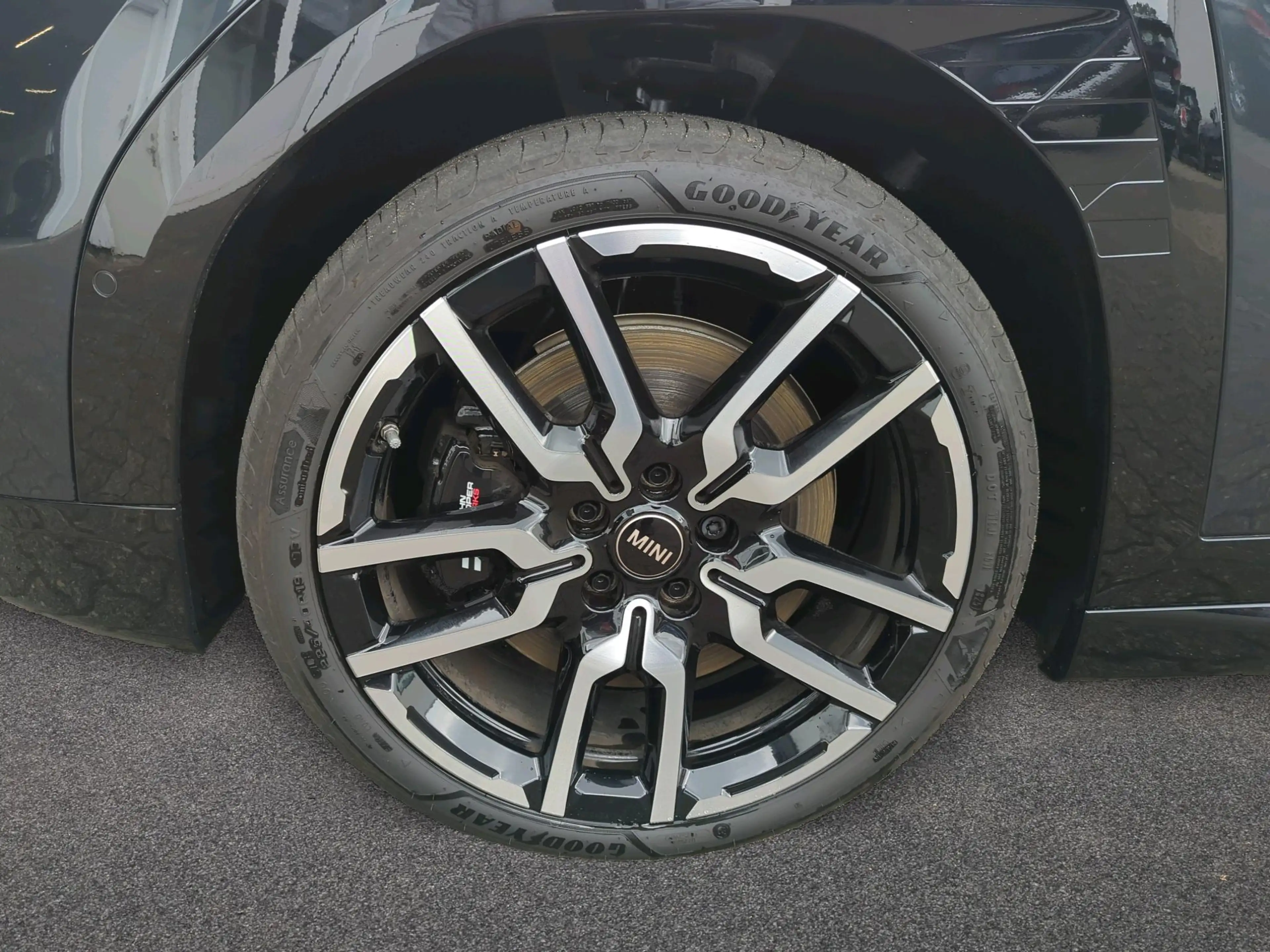 MINI Aceman John Cooper Works Trim — photo 9