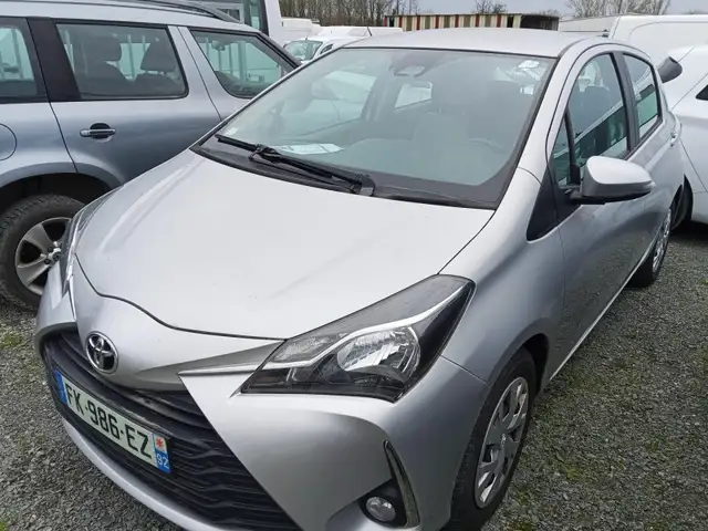 Toyota Yaris 70CH BUSINESS 5 PLACES