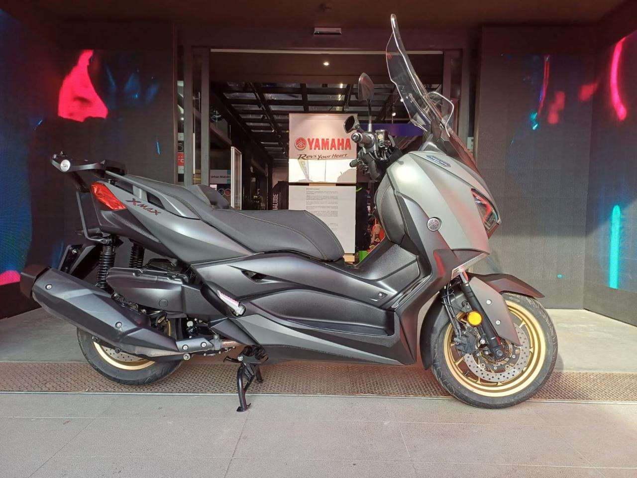 Yamaha X-Max 400 my 21