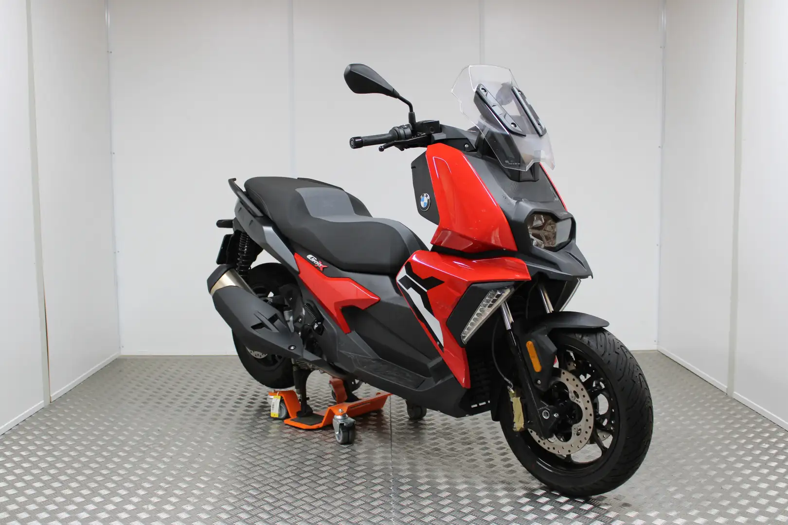 BMW C 400 X Racing red BTW Voertuig Rouge - 2