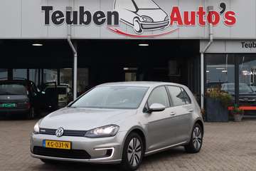 e-Golf SOH 83%, Navigatie, Climate control, Apple