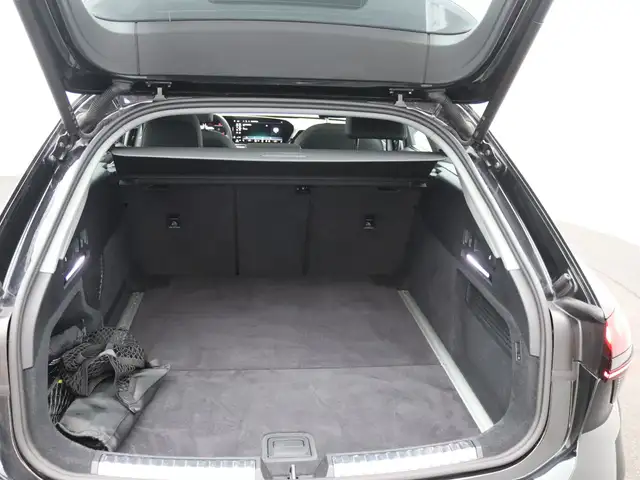 Audi A6 view 7