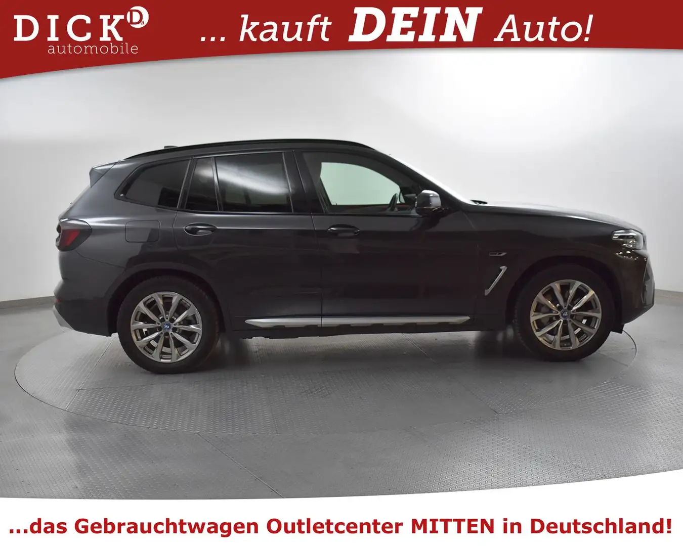 BMW X3 xDri 30e SHADOW+PANO+PROF+VIRTU+KAM+AHK+M19" Szürke - 2