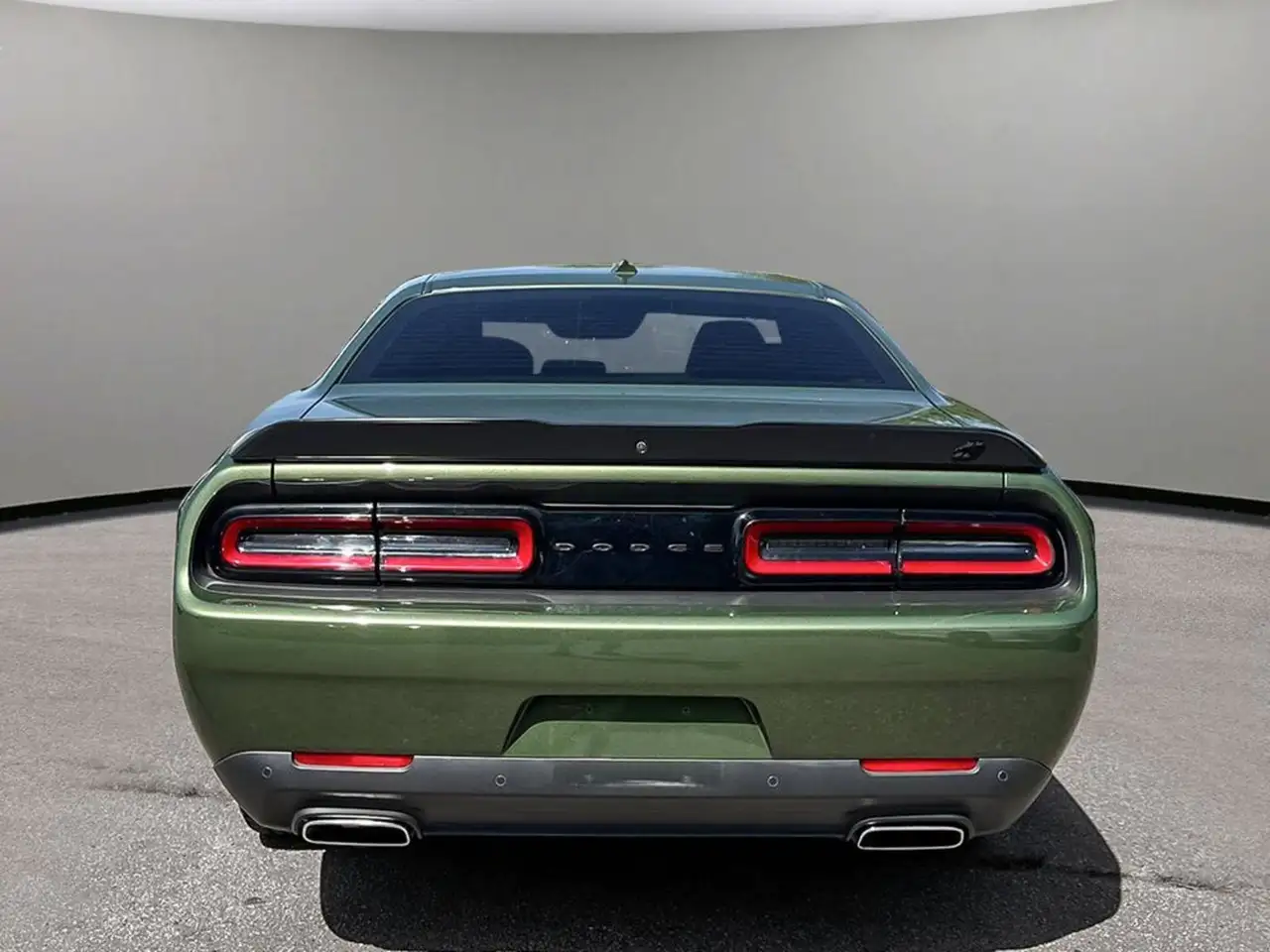 Dodge Challenger снимка Dodge Challenger
