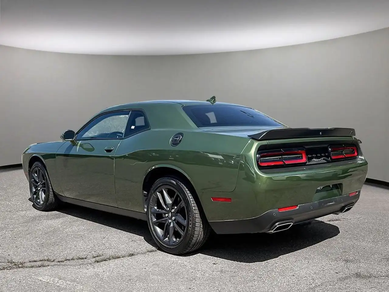 Dodge Challenger снимка Dodge Challenger