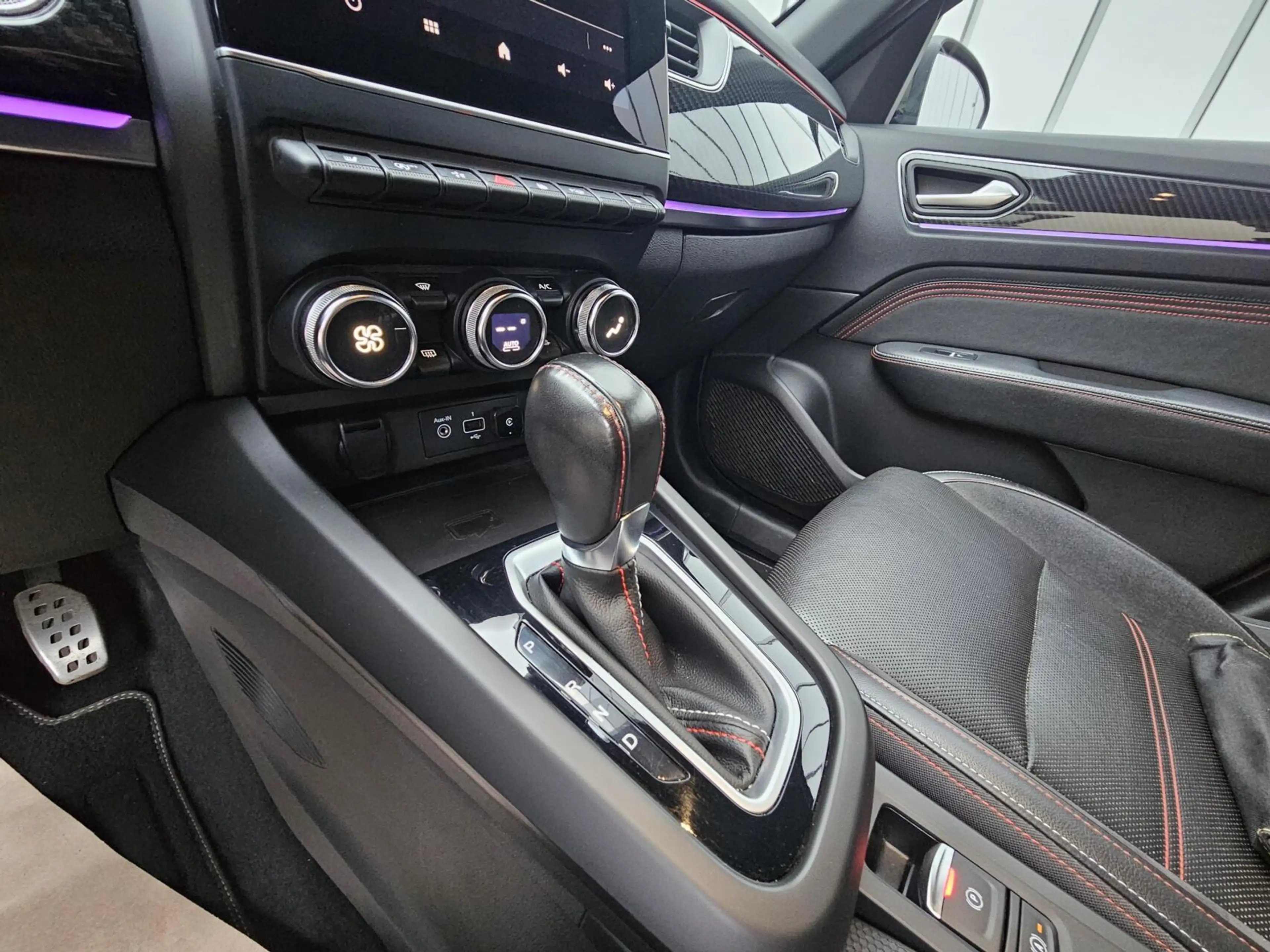 Renault Arkana 1.3 TCe 140 Camera Carplay Leder — photo 21