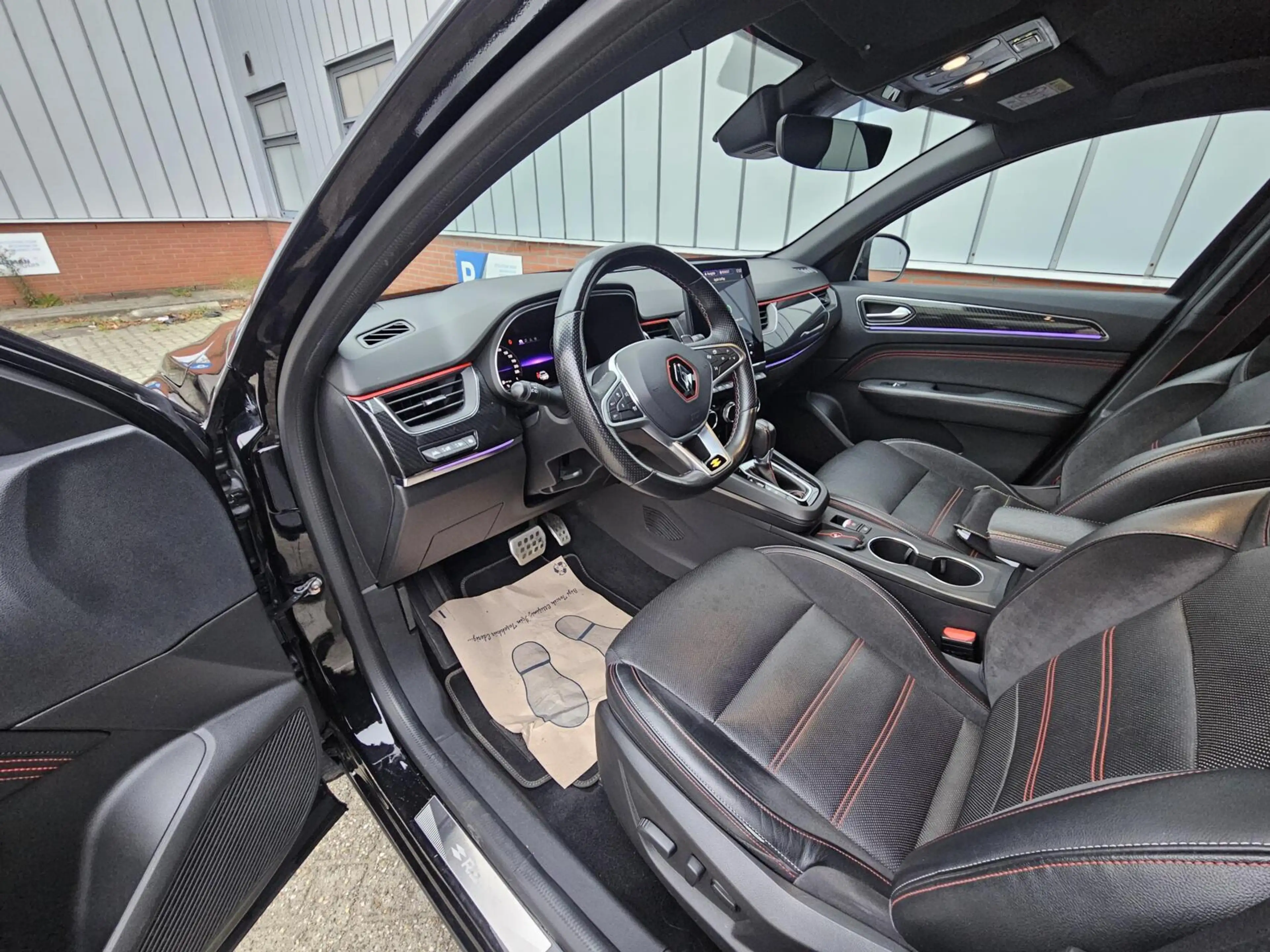 Renault Arkana 1.3 TCe 140 Camera Carplay Leder — photo 35
