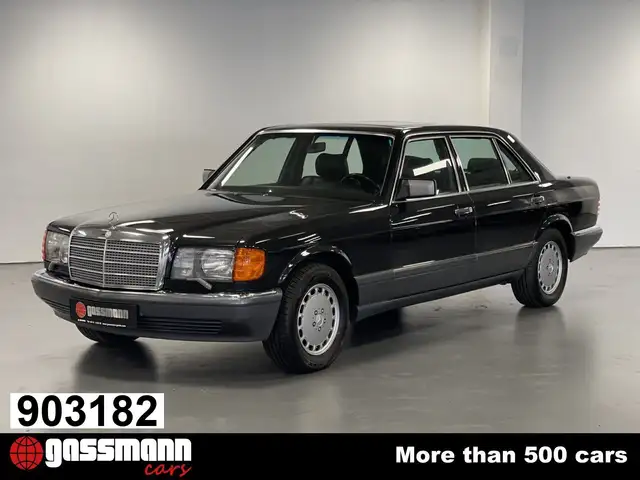 Mercedes-Benz 560 SEL Limousine W126
