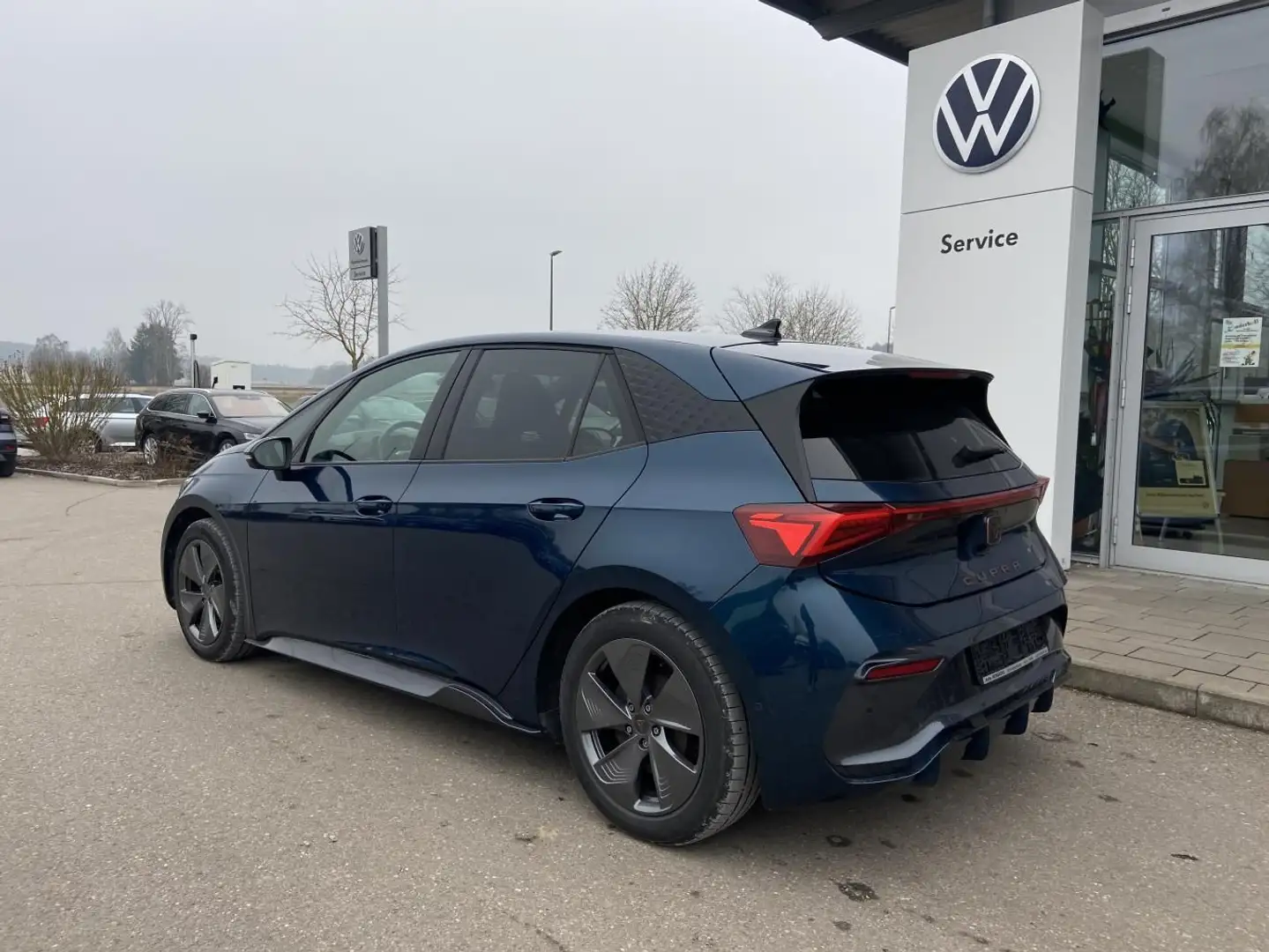 CUPRA Born WÄRMEPUMPE+CCS+360-KAMERA+NAVI+LED+FULL-LI Blau - 2