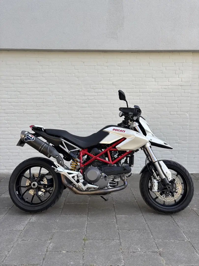 Ducati Hypermotard 1100 Ducatie Hypermotard 1100 Blanc - 1