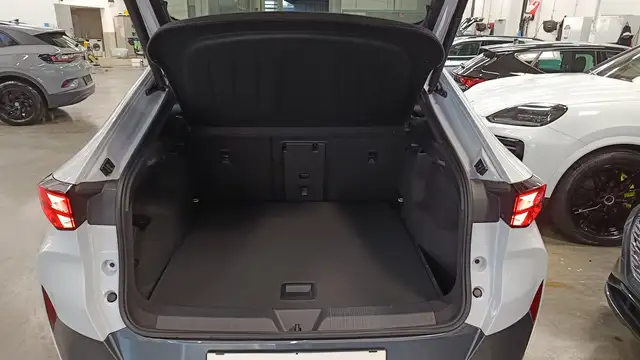 CUPRA Tavascan view 7