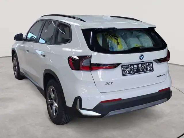 BMW X1 view 5