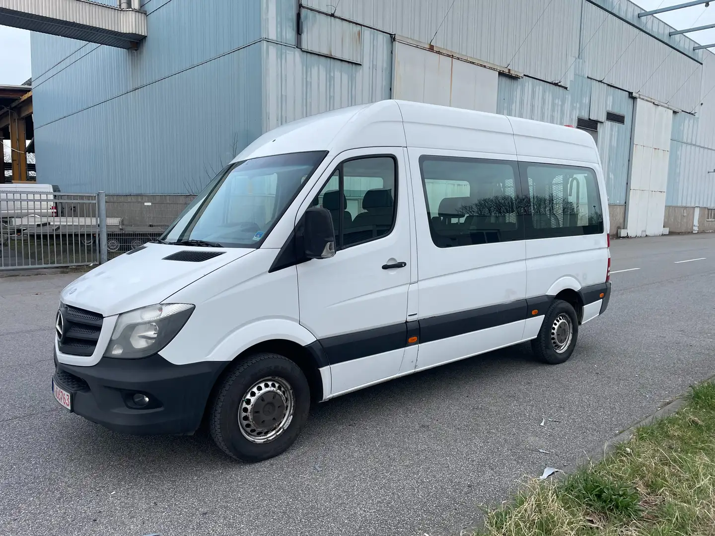 Mercedes-Benz Sprinter L2H2 9 Sitzer Blanco - 1