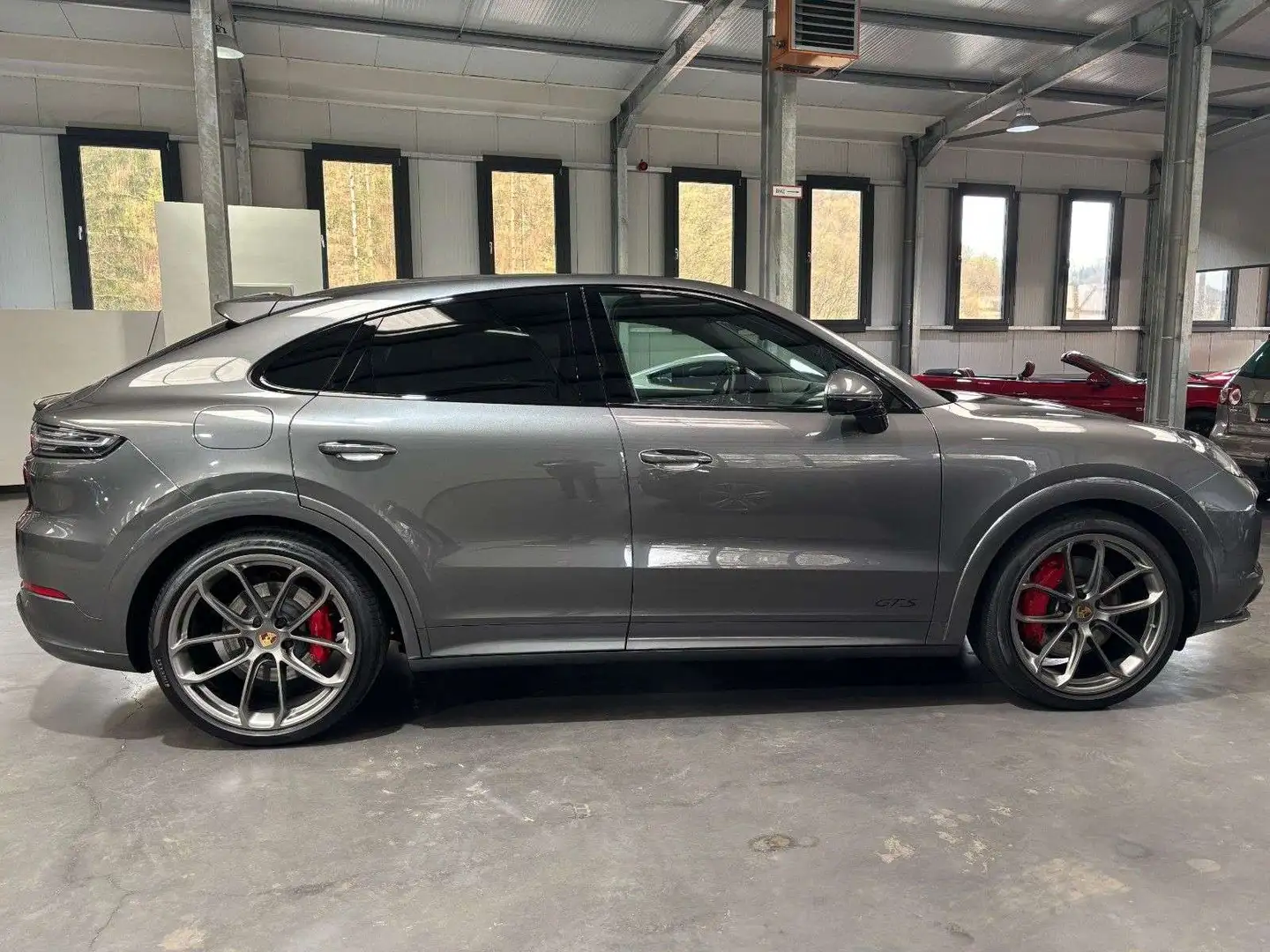Porsche Cayenne Coupe GTS Gris - 2