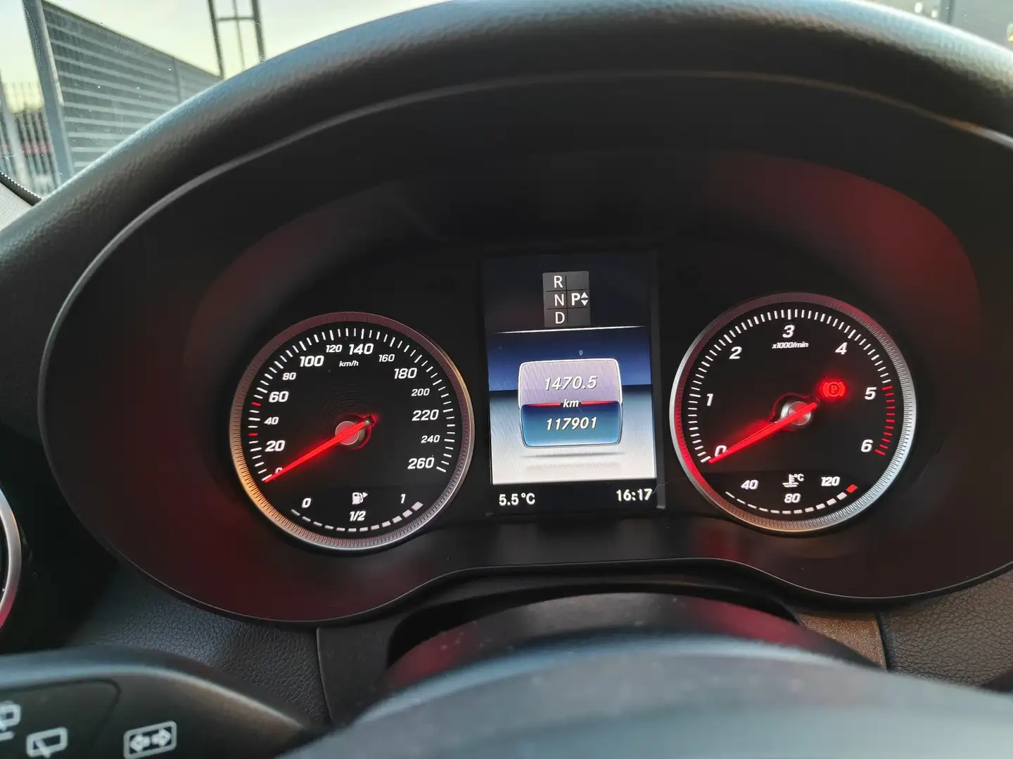 Mercedes-Benz 200 - 1