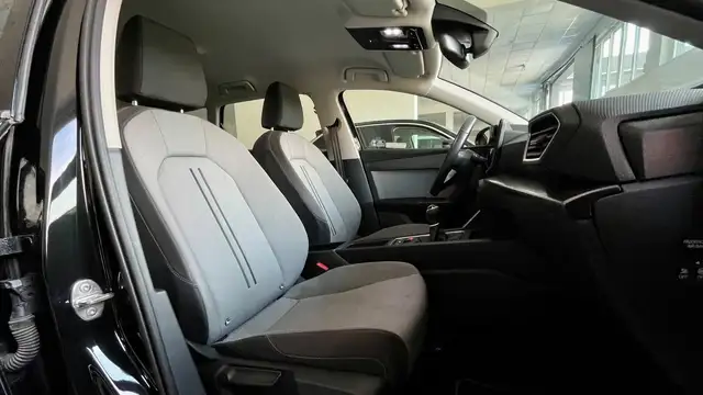 Seat Leon view 12