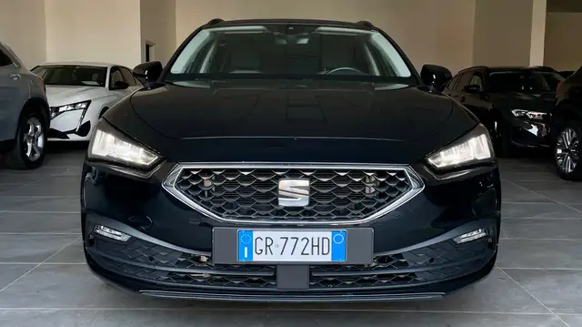 Seat Leon view 2