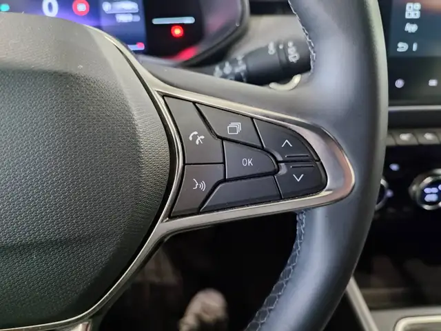 Renault Clio view 15