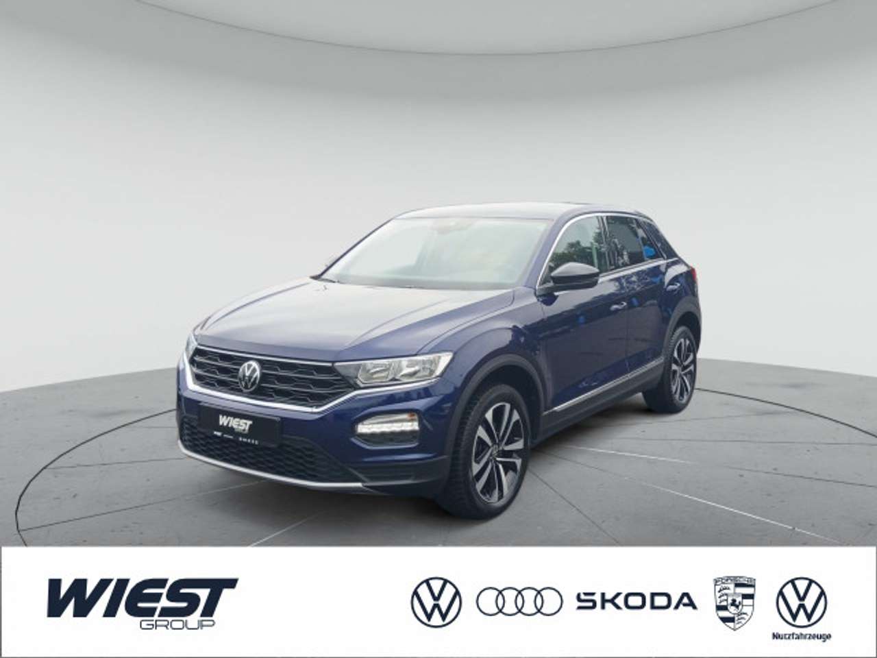 Volkswagen T-Roc — Volkswagen T-Roc 1.5 TSI DSG ACT United ACC Ambiente Navi K
