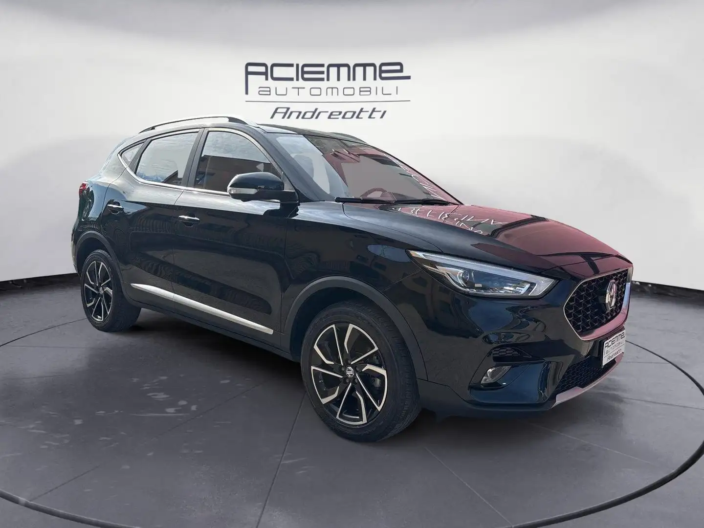 MG ZS 1.5 VTi-tech Luxury Noir - 1