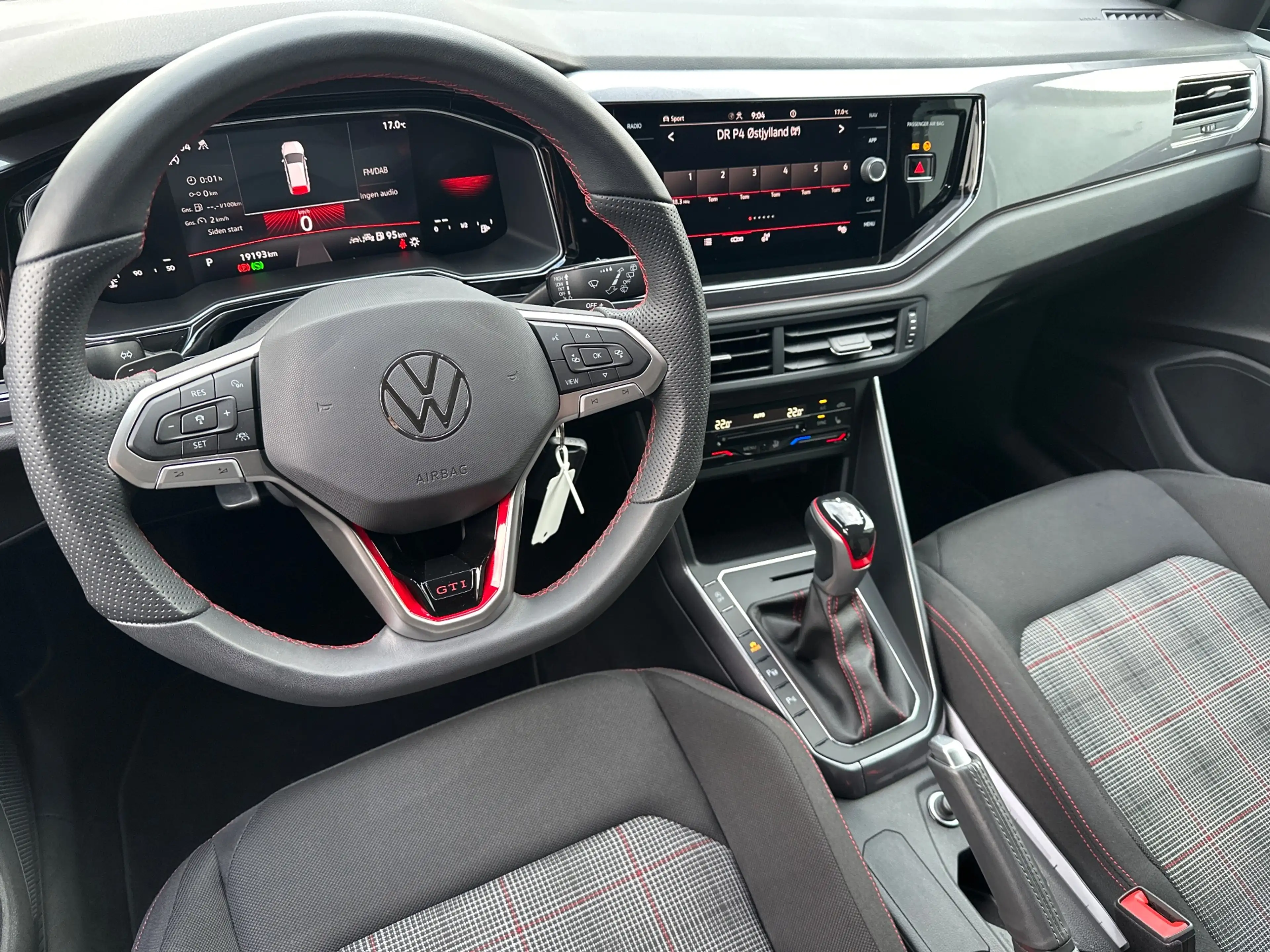 Volkswagen Polo GTI 2.0 TSI DSG NAV+LED+SHZ+IQ-DRIVE+ACC+PLA+1HD — photo 9