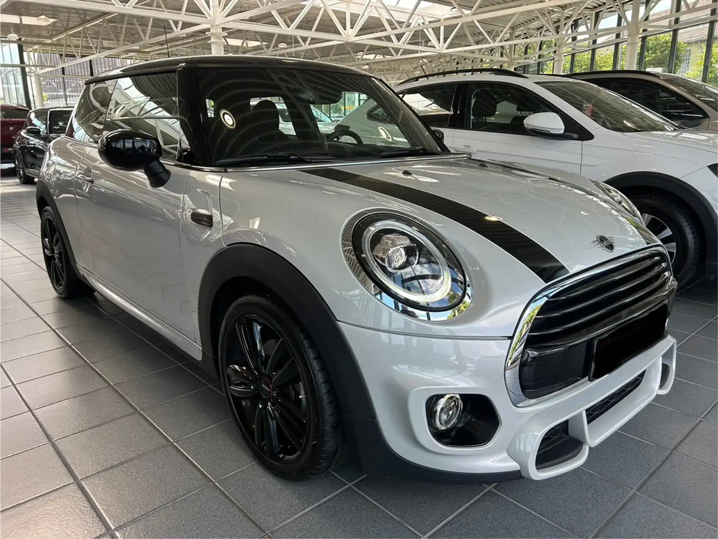 MINI John Cooper Works Mini 1.5 JCW EDITION FULL OPTION RIJKLAAR Wit - 2