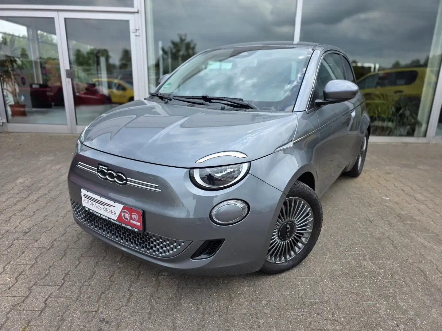 Fiat 500e Icon Grau - 2