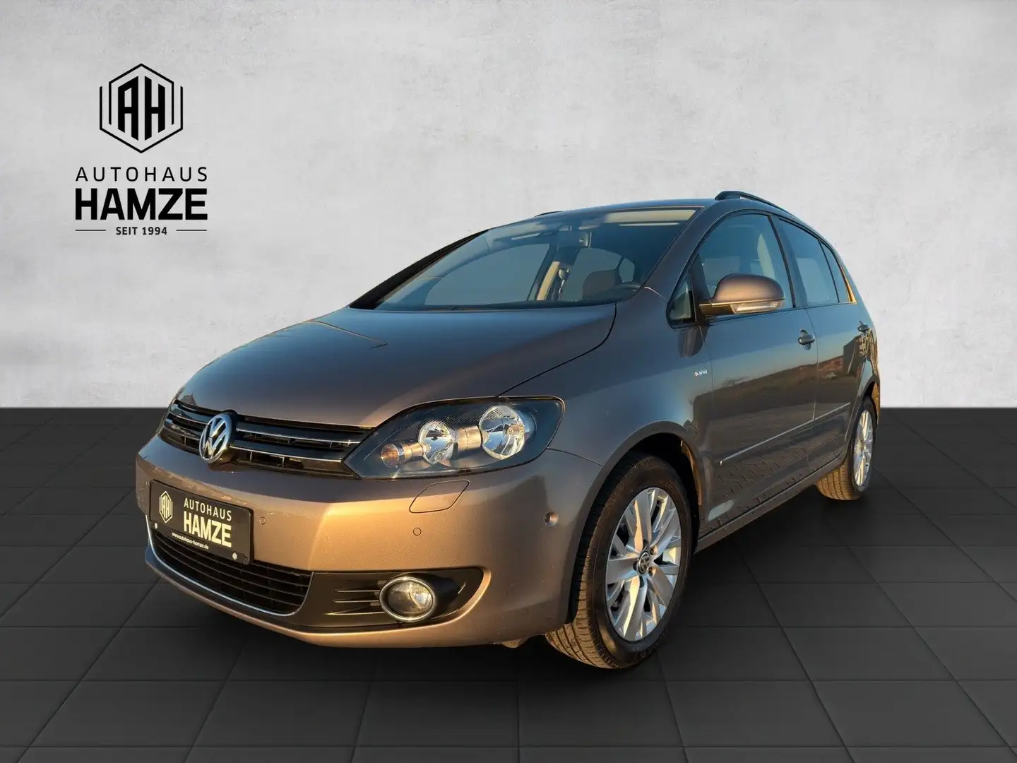 Volkswagen Golf Plus VI Life DSG|Automatik|Anhängerkupplung Marrón - 1