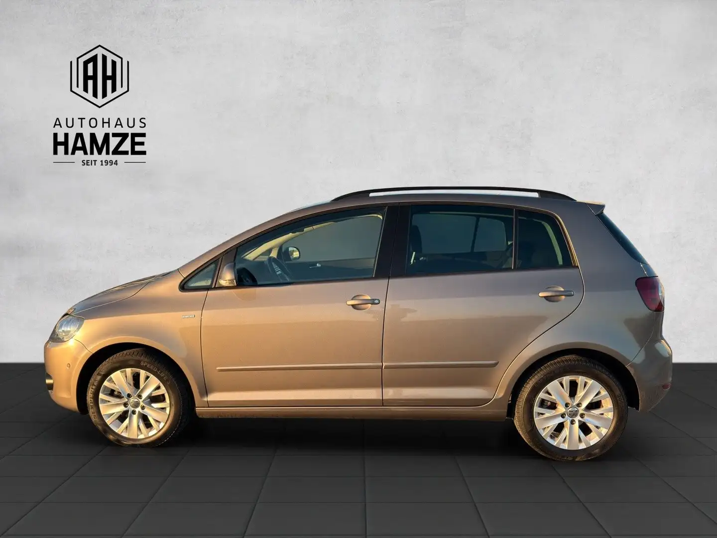 Volkswagen Golf Plus VI Life DSG|Automatik|Anhängerkupplung Marrón - 2