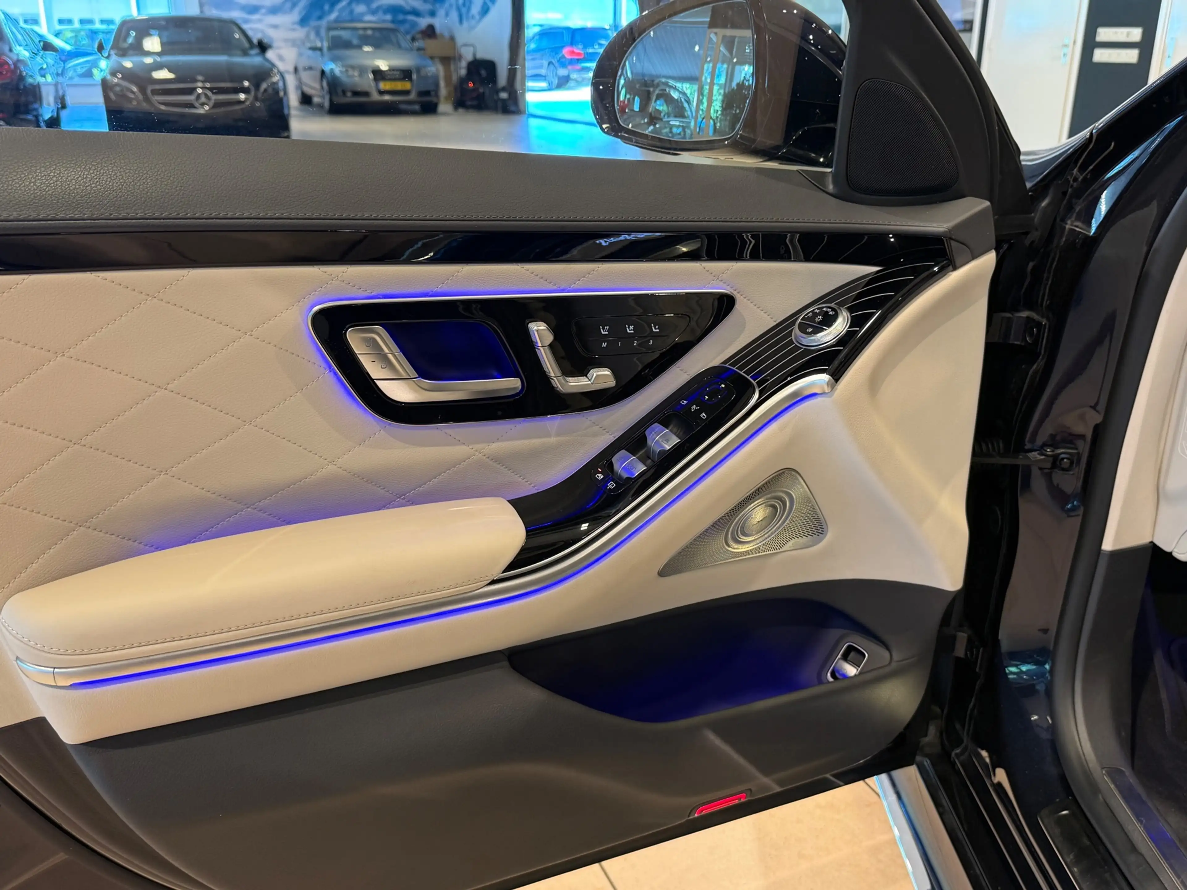 Mercedes-Benz S 580 S580 V8 4MATIC Lang/Manufaktur/BTW/NAP/Topstaat — photo 13