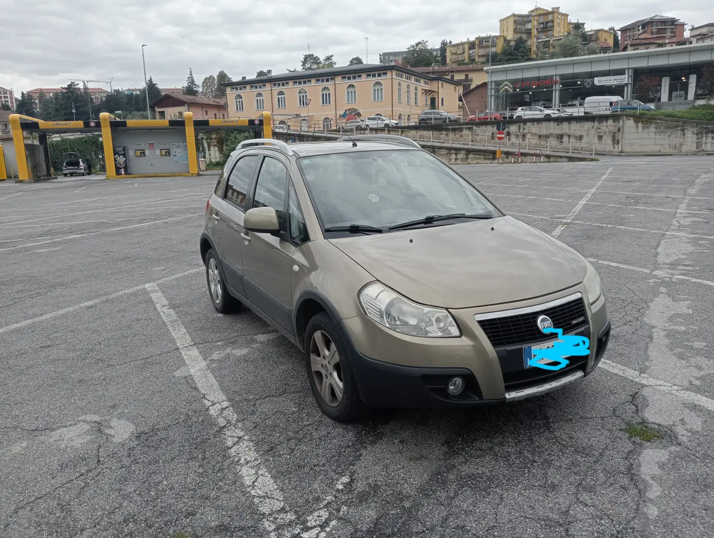 Fiat Sedici Sedici1.9 mjt Emotion 4x4 120cv Auriu - 1