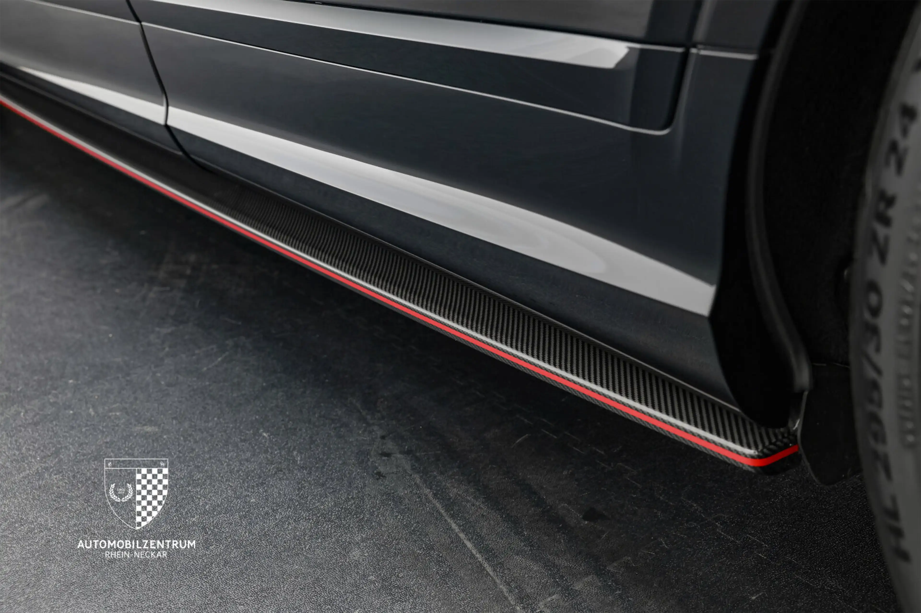 Bentley Bentayga Bentayga Speed Mulliner/Touring/Blackline/Carbon — photo 15