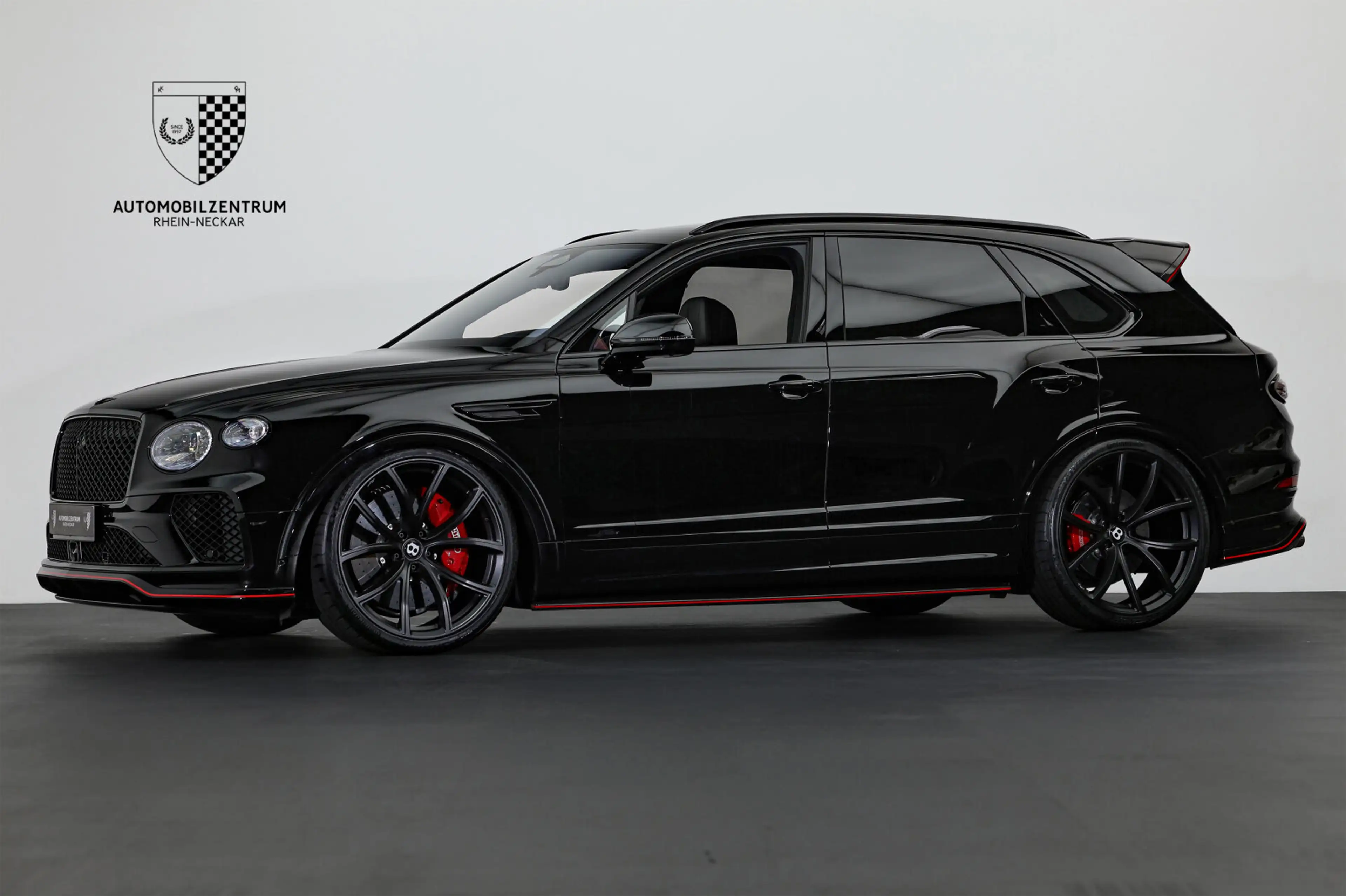 Bentley Bentayga Bentayga Speed Mulliner/Touring/Blackline/Carbon — photo 3