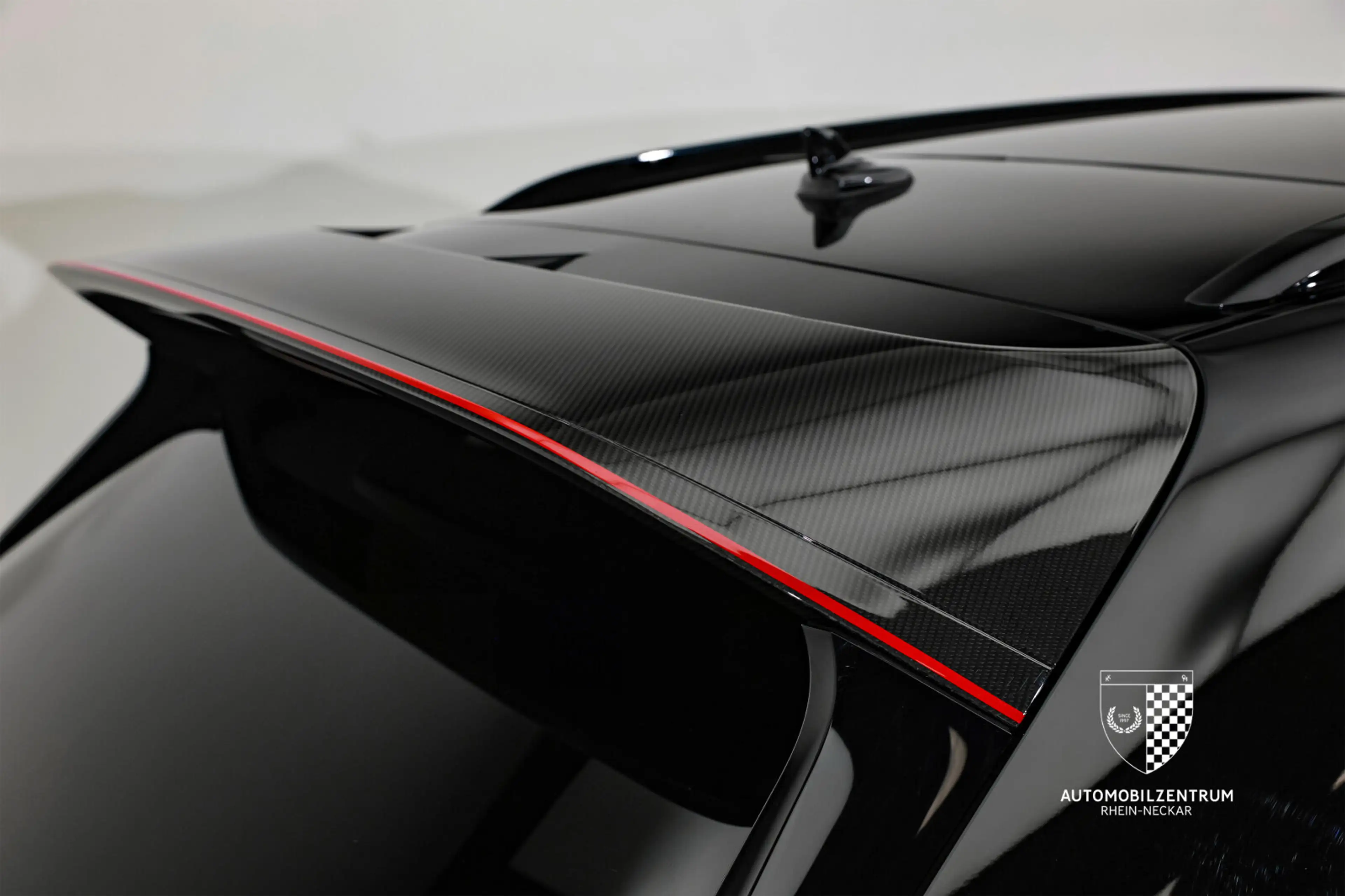Bentley Bentayga Bentayga Speed Mulliner/Touring/Blackline/Carbon — photo 11