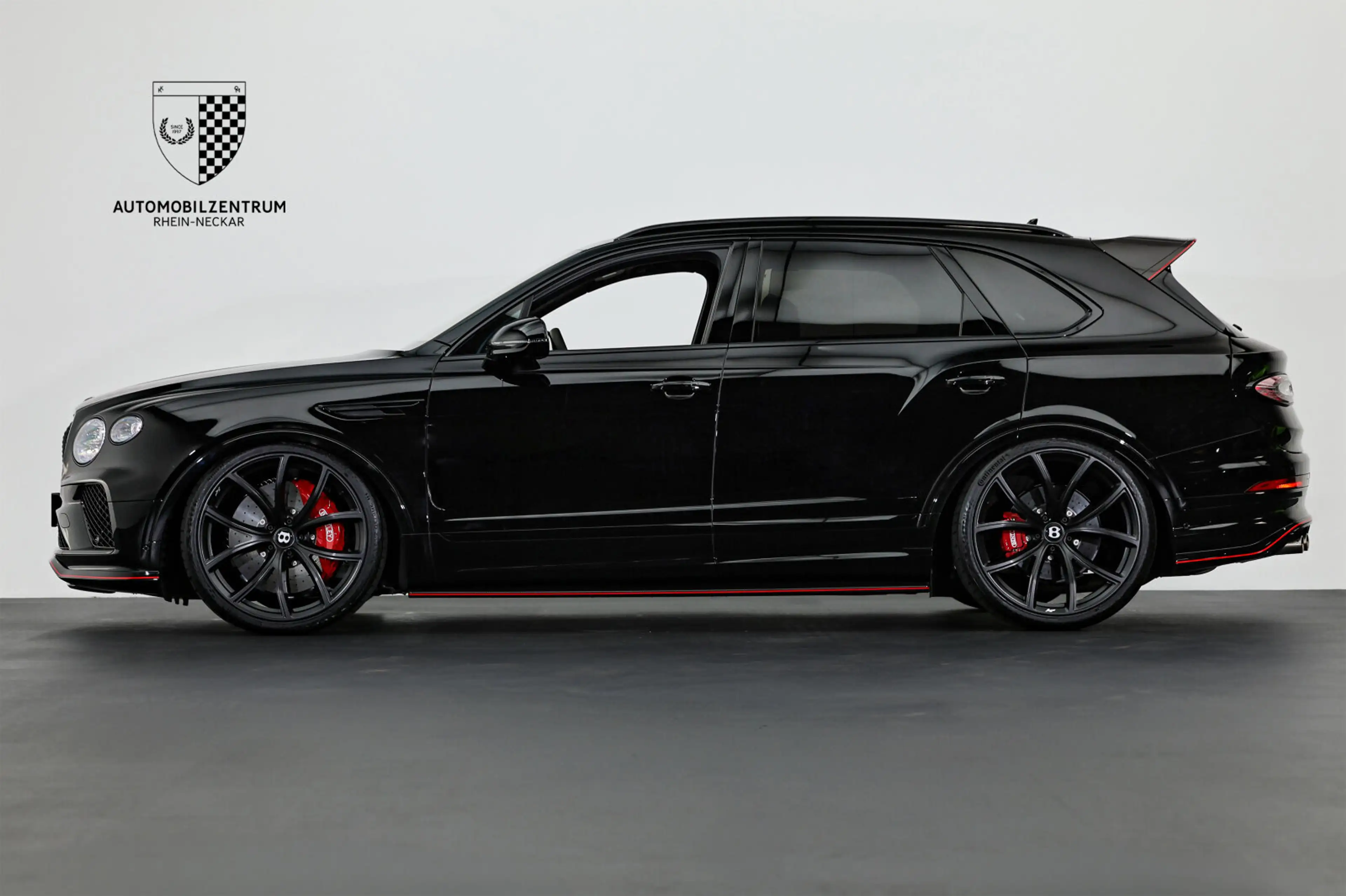 Bentley Bentayga Bentayga Speed Mulliner/Touring/Blackline/Carbon — photo 4