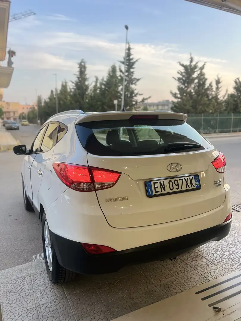 Hyundai iX35 2.0 crdi Comfort 2wd - 2