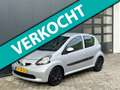Toyota Aygo 1.0-12V + Automaat | 5-deurs | Apk 22-10-2026 | Grijs - thumbnail 1