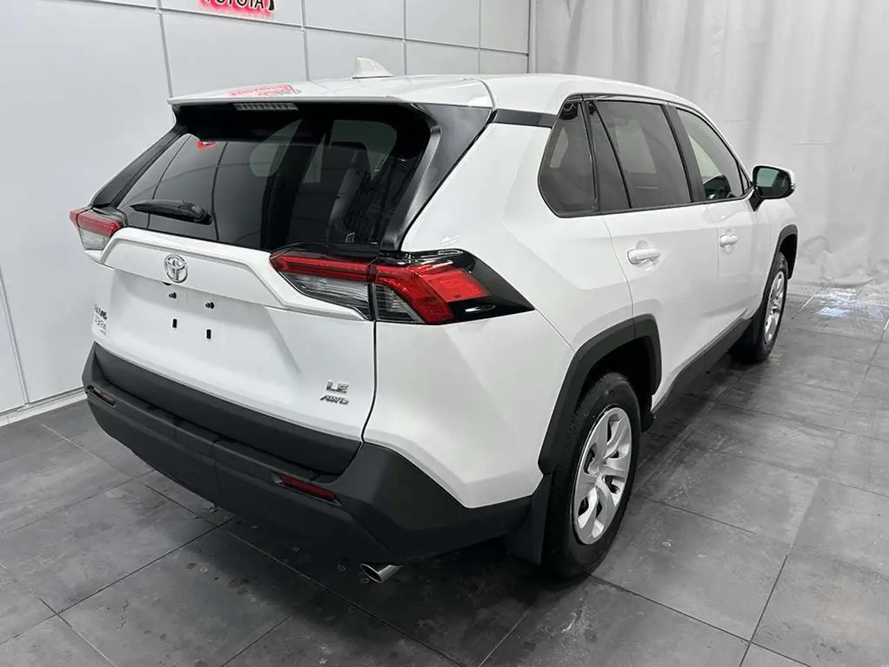 Toyota RAV 4 снимка Toyota RAV 4