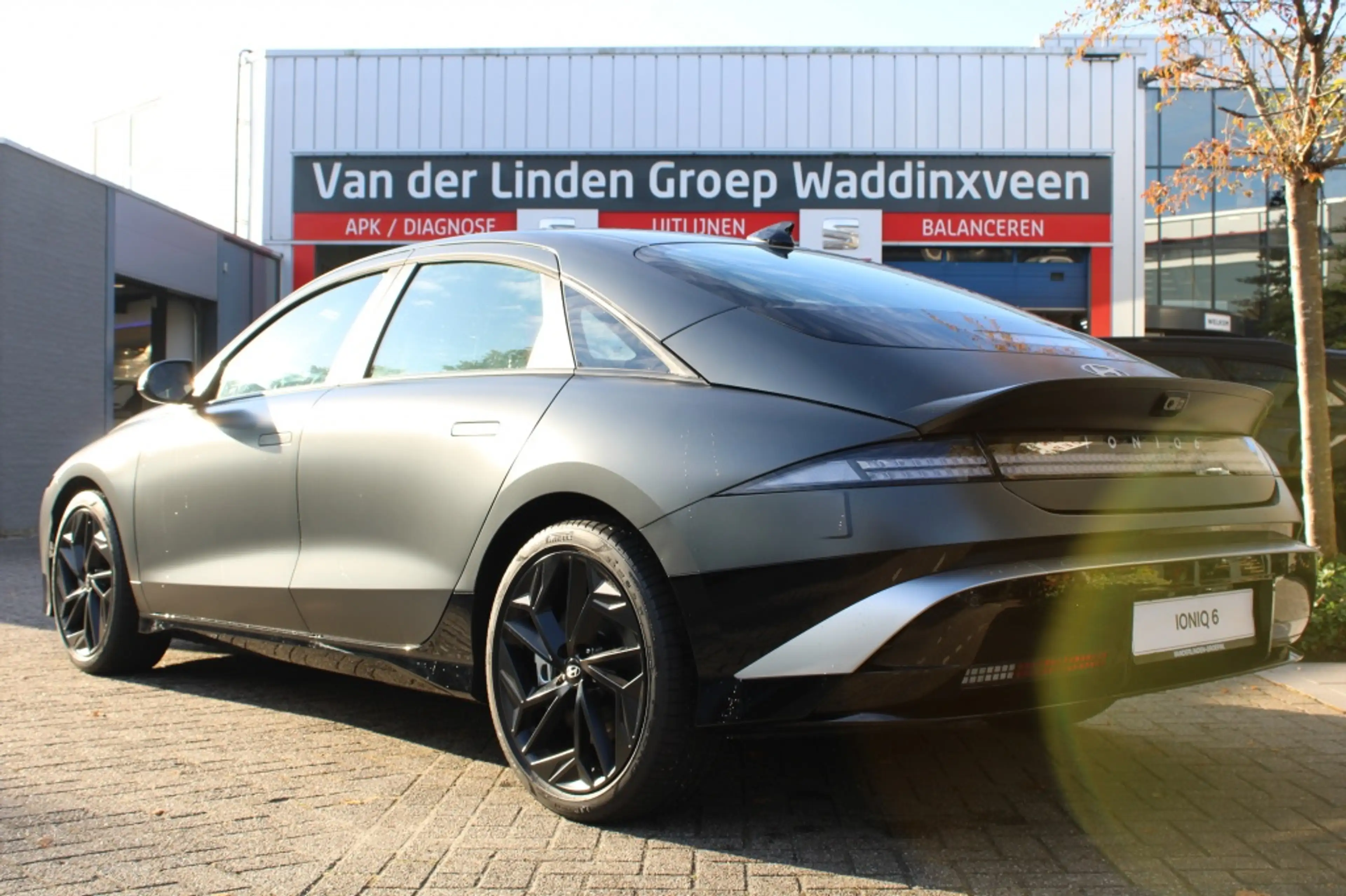Hyundai IONIQ 6 Pure Edition 63 kWh RWD — photo 3