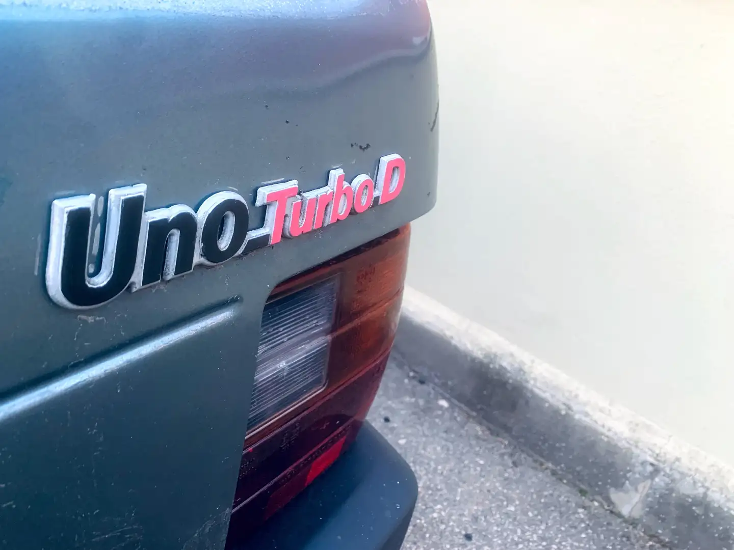 Fiat Uno Uno turbo diesel prima serie cinque porte Grün - 1