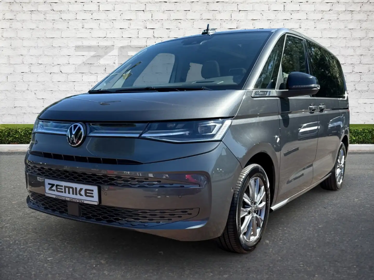 Volkswagen T7 Multivan Energetic 1.4 TSI DSG eHybrid StandHZG Panorama Na Gris - 2