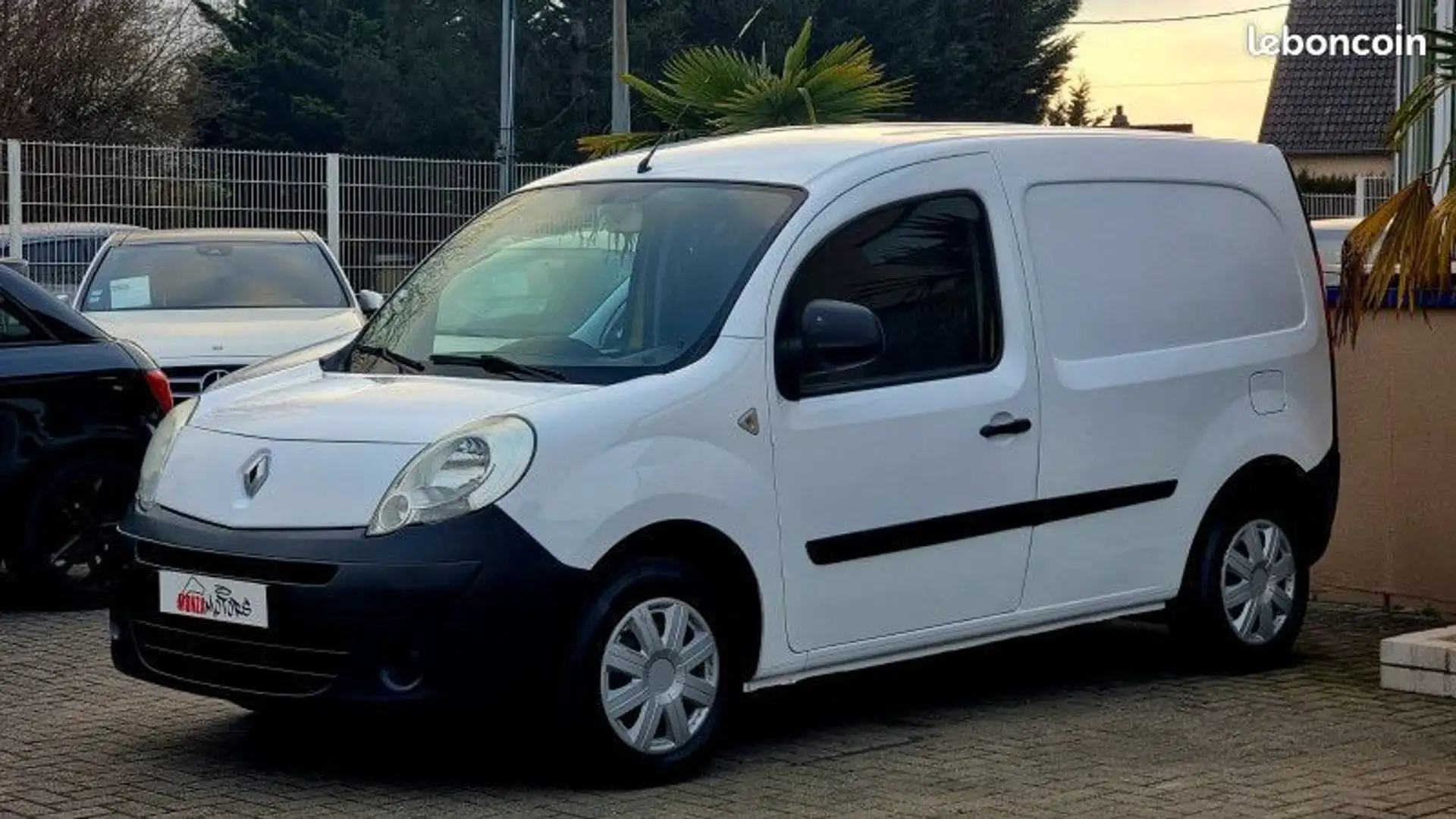 Renault Kangoo II 1.5 DCI 75CH CONFORT Jaune - 1