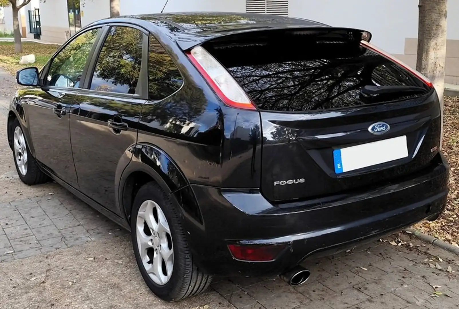 Ford Focus TREND Negro - 2