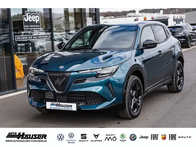 Alfa Romeo Junior Ibrida Ti 1.2 VGT EL. HECKKL. KAMERA ACC MATRIX-LE